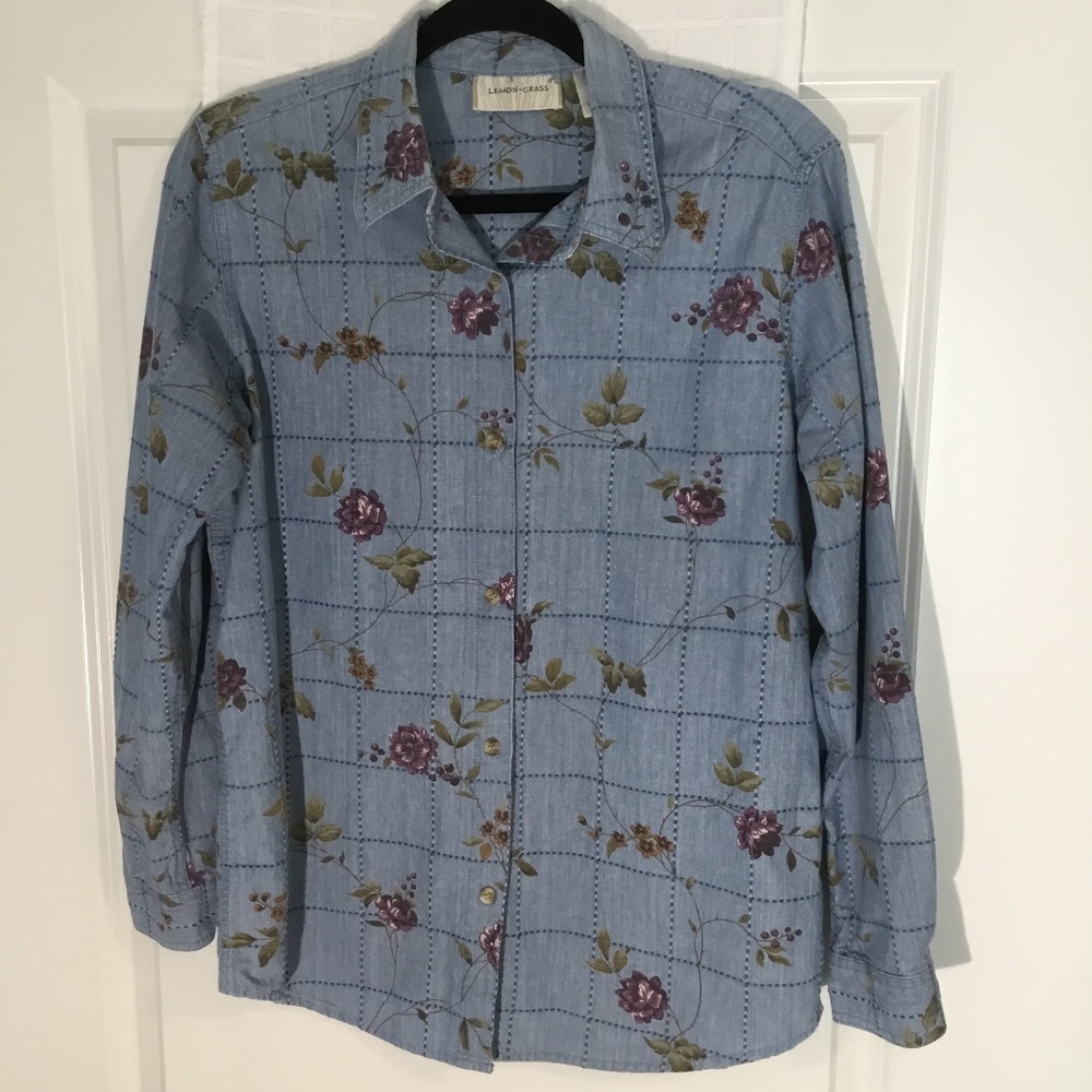 Lemon Grass Ladies Floral Button Down Top Blue/ Purple Size M